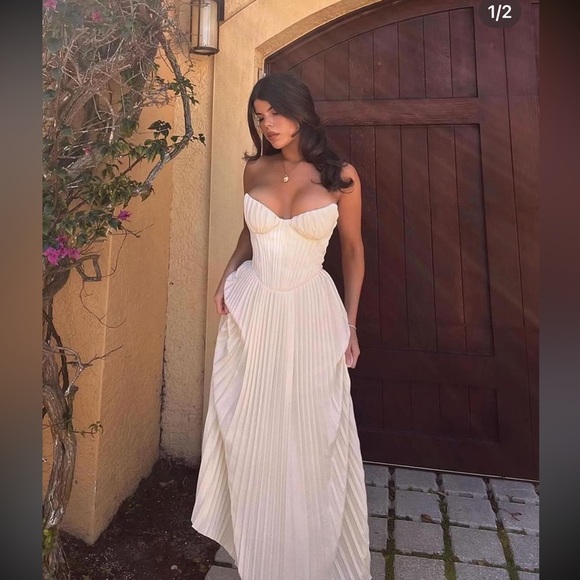 House of CB White Midi Dress - Picture 10 of 16